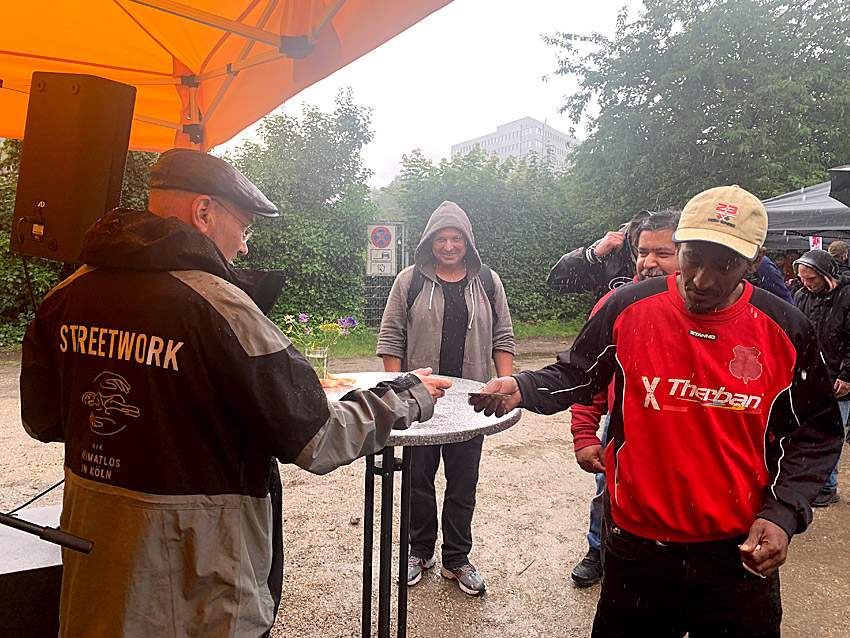 Die Arche für Obdachlose e.V. in Köln Mülheim feier 4jähriges Jubiläum 2