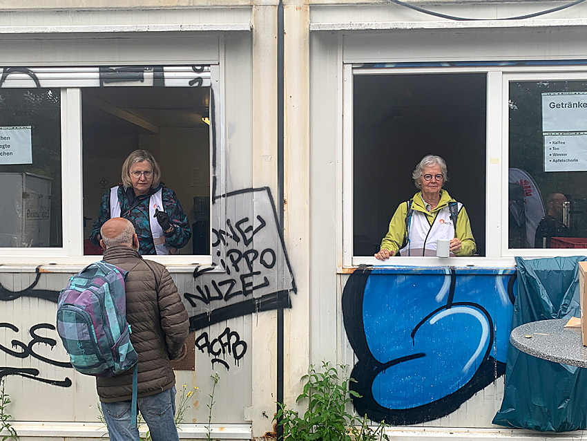 Die Arche für Obdachlose e.V. in Köln Mülheim feier 4jähriges Jubiläum 4